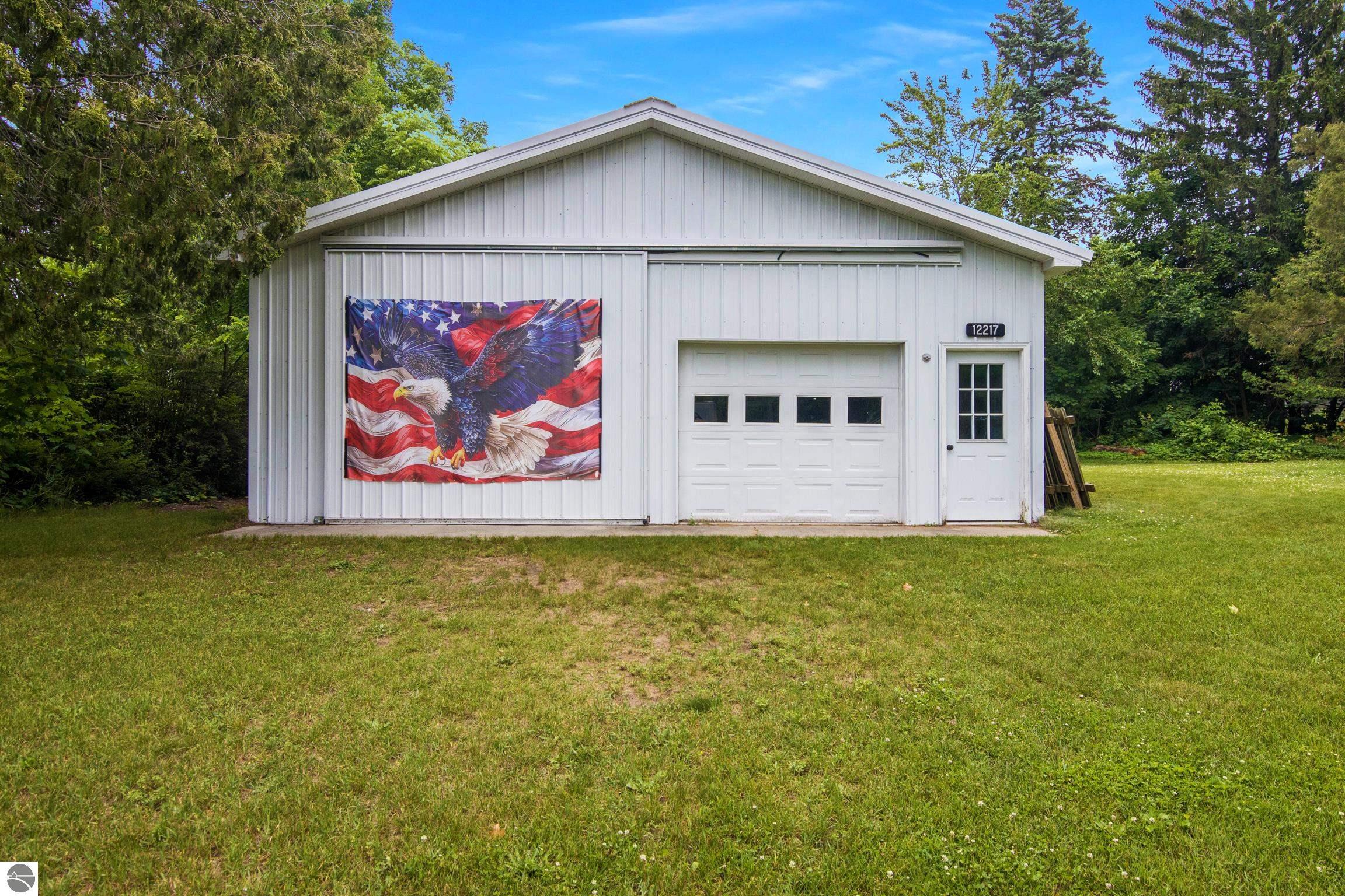 12195 Maple, Bear Lake, MI 49614 — Photo 4