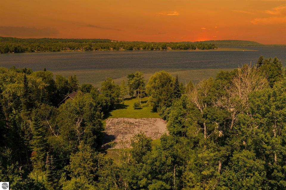 N Sunset Shores Drive on Lake Leelanau