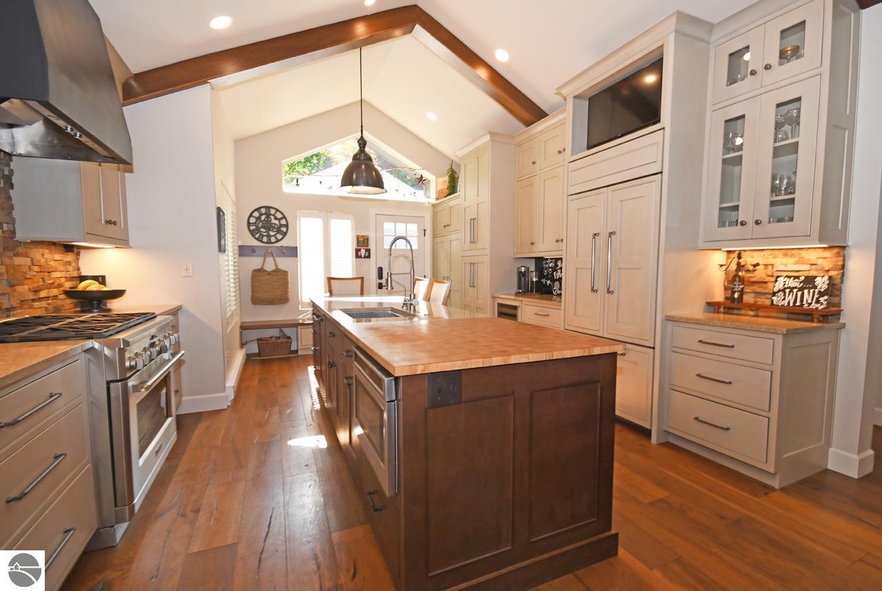 3 Vantage Pointe, Glen Arbor, MI 49636 — Photo 7