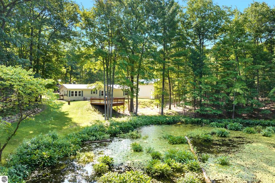 3647 Weber Road on Spider Lake
