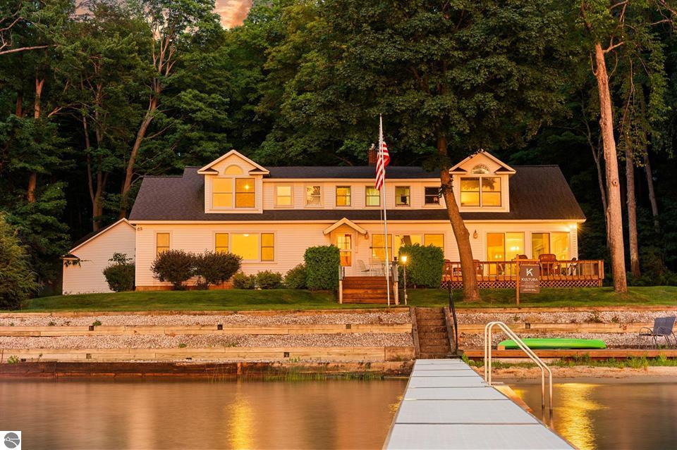 759 N South Long Lake Road on Long Lake