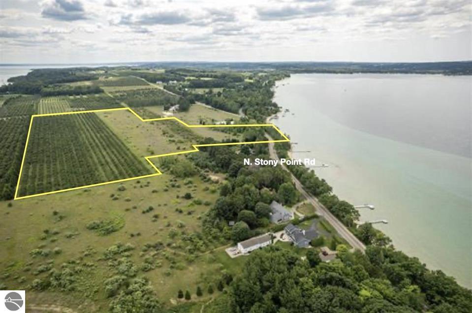 00 N Stony Point Road on West Bay