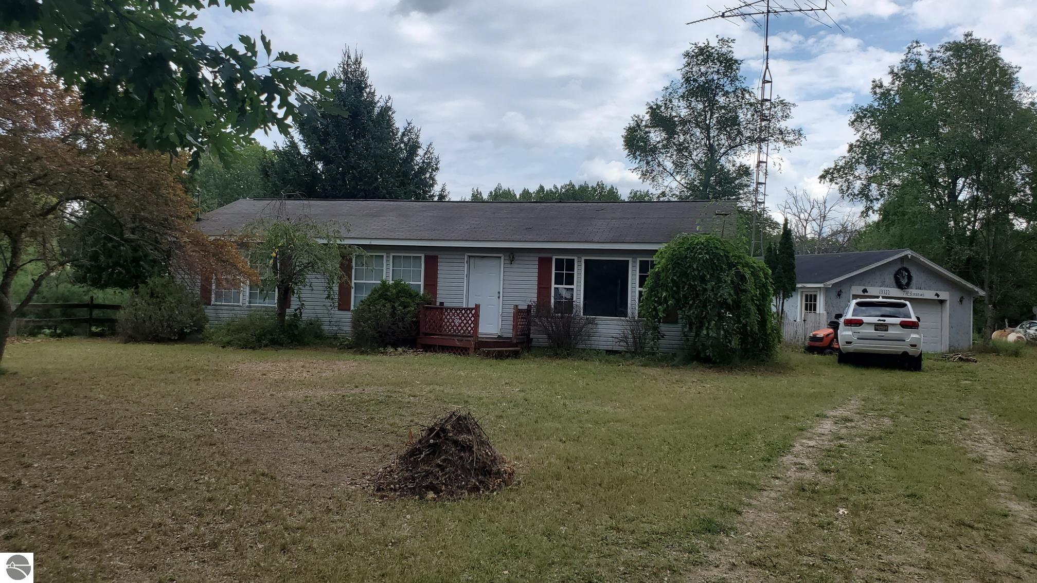 13322 Fifth Avenue, Marion, MI 49665, Marion MI