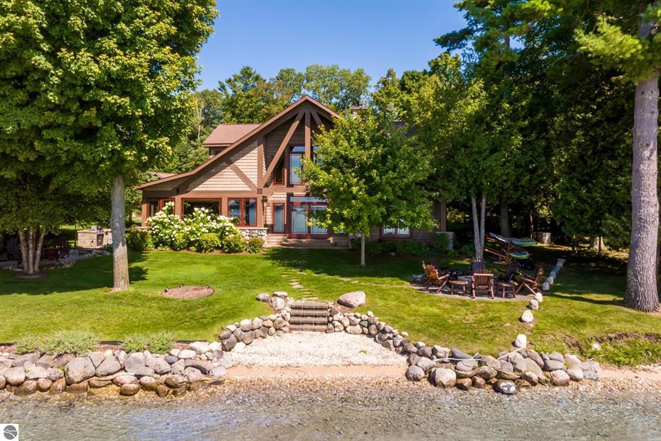 3463 NE Torch Lake Drive on Torch Lake