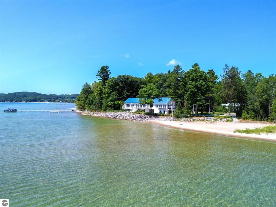 3729 S Lee Point Road on West Bay