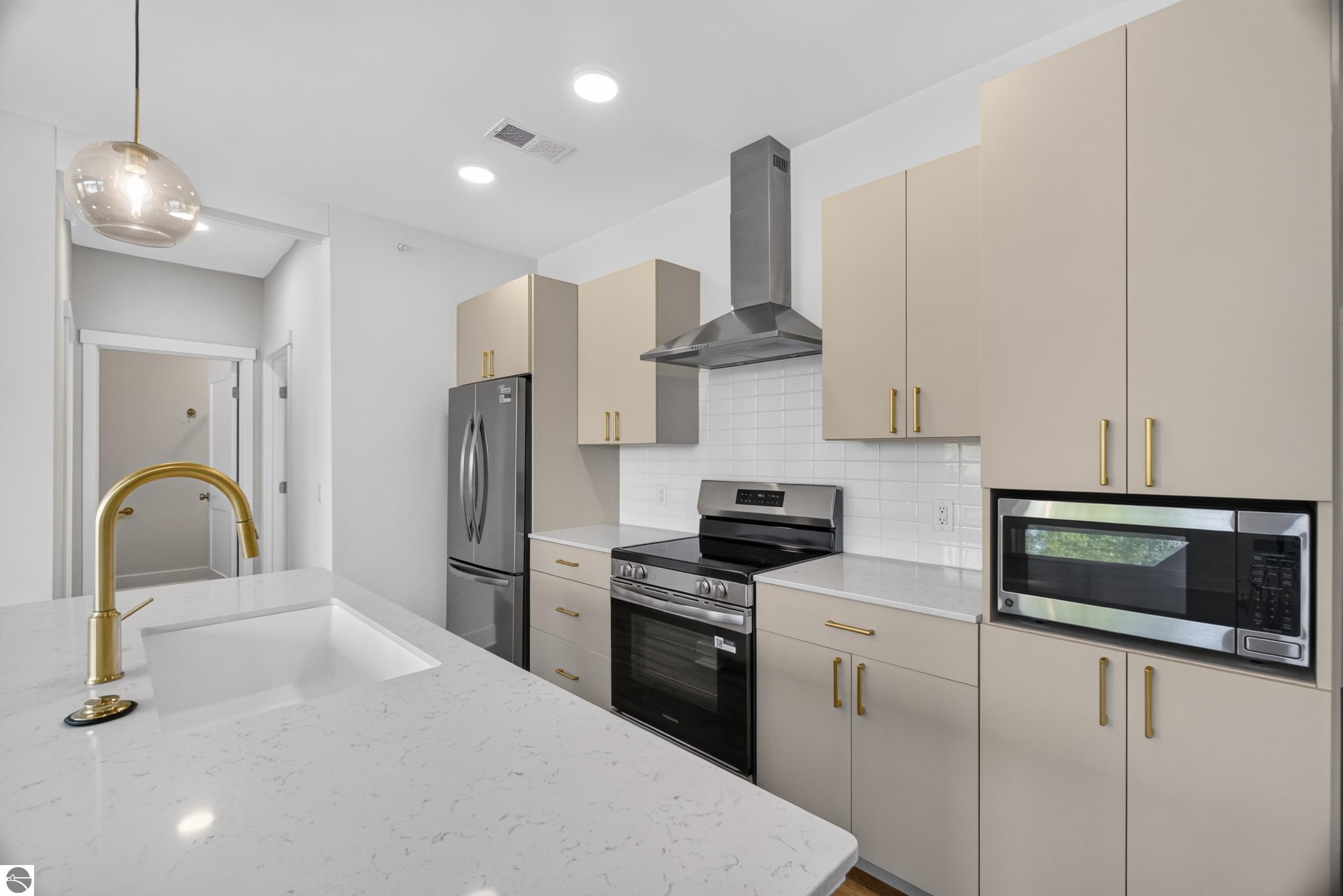 1109 S Carver Street # 5 Unit: #5