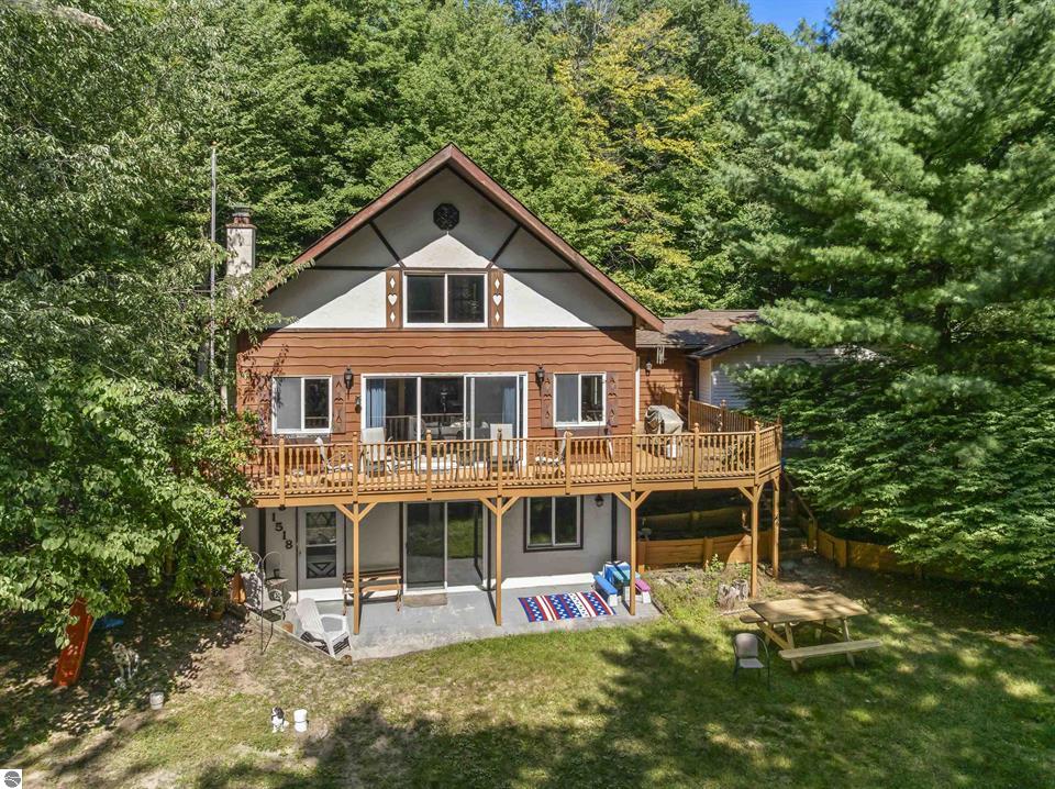 1518 Birch on Lower Herring Lake