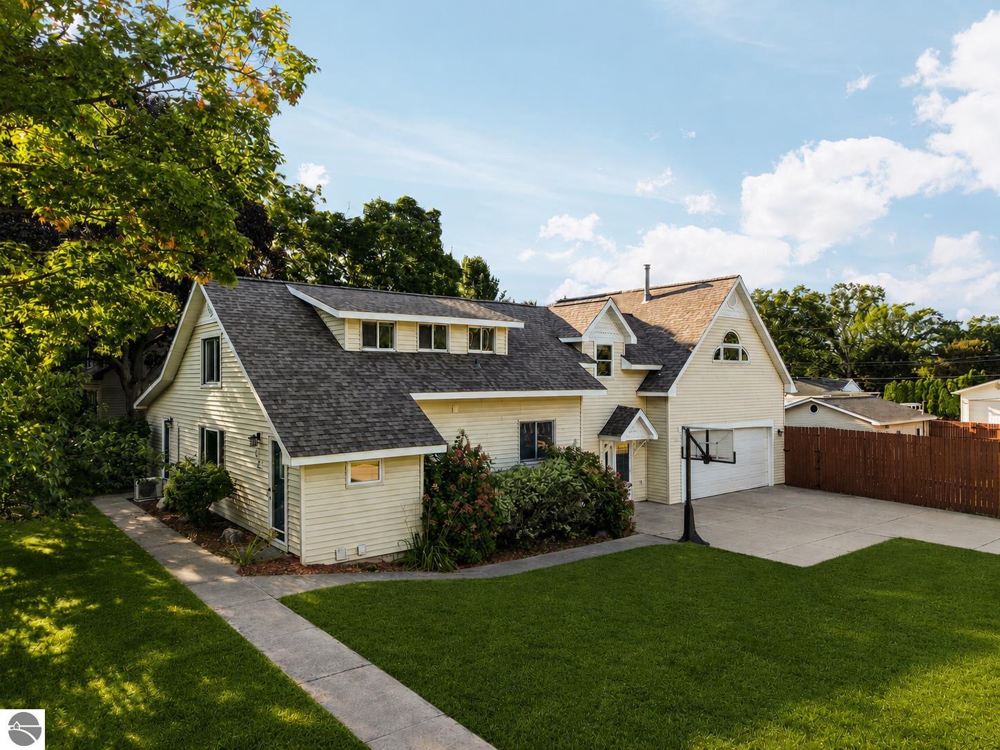 202 Seventeenth Street