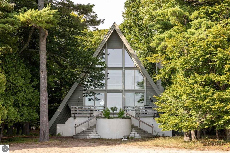 6158 S Tamarack Lane on Glen Lake