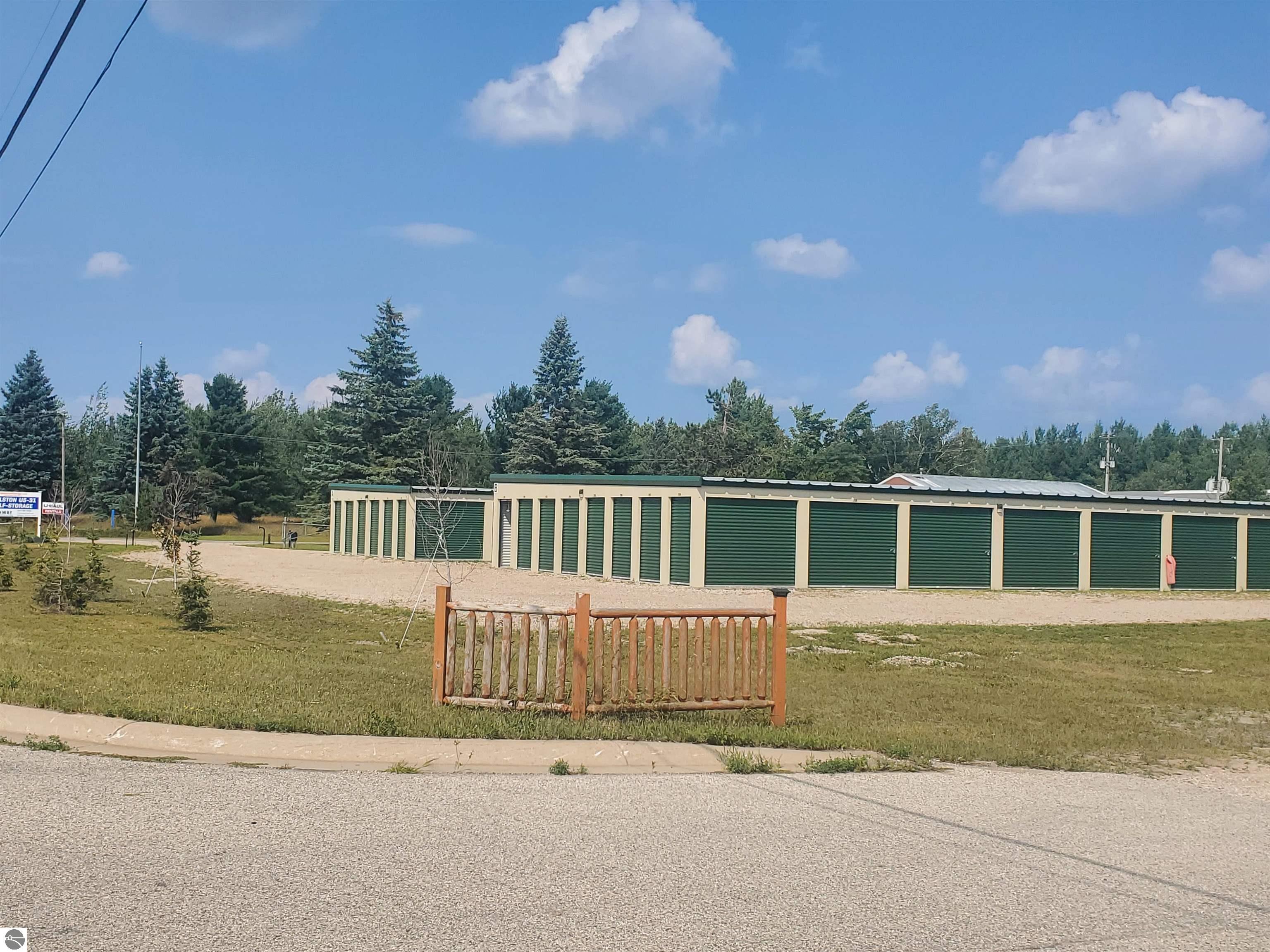 1120 US-31 N, Pellston MI 49769, Pellston, MI, 49769 — photo 8