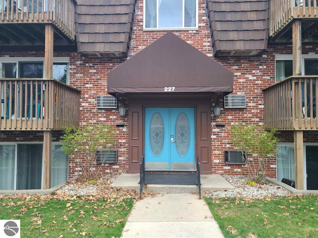 227 Fair Street # 3 Unit: #3