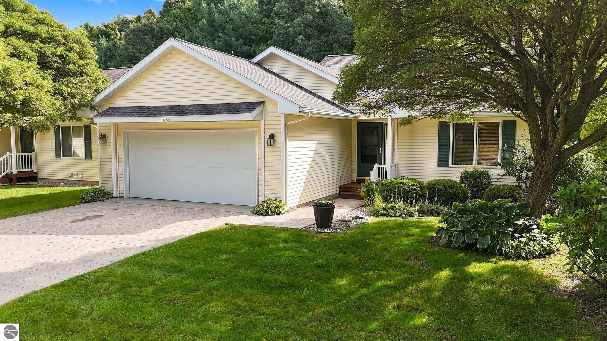 1685 Veterans Drive