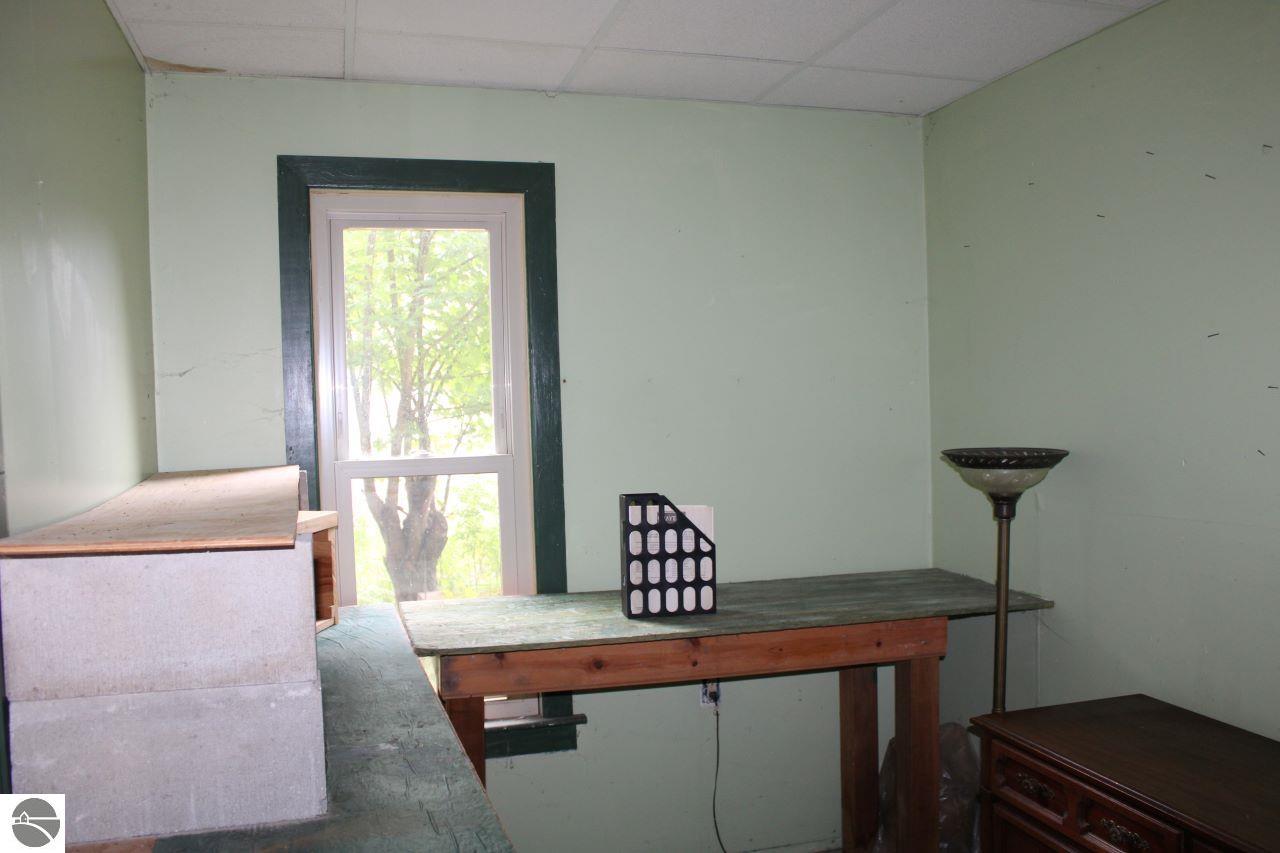 Image 33