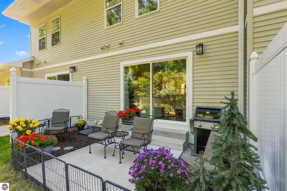 1554 Simsbury Street 3 on Boardman Lake