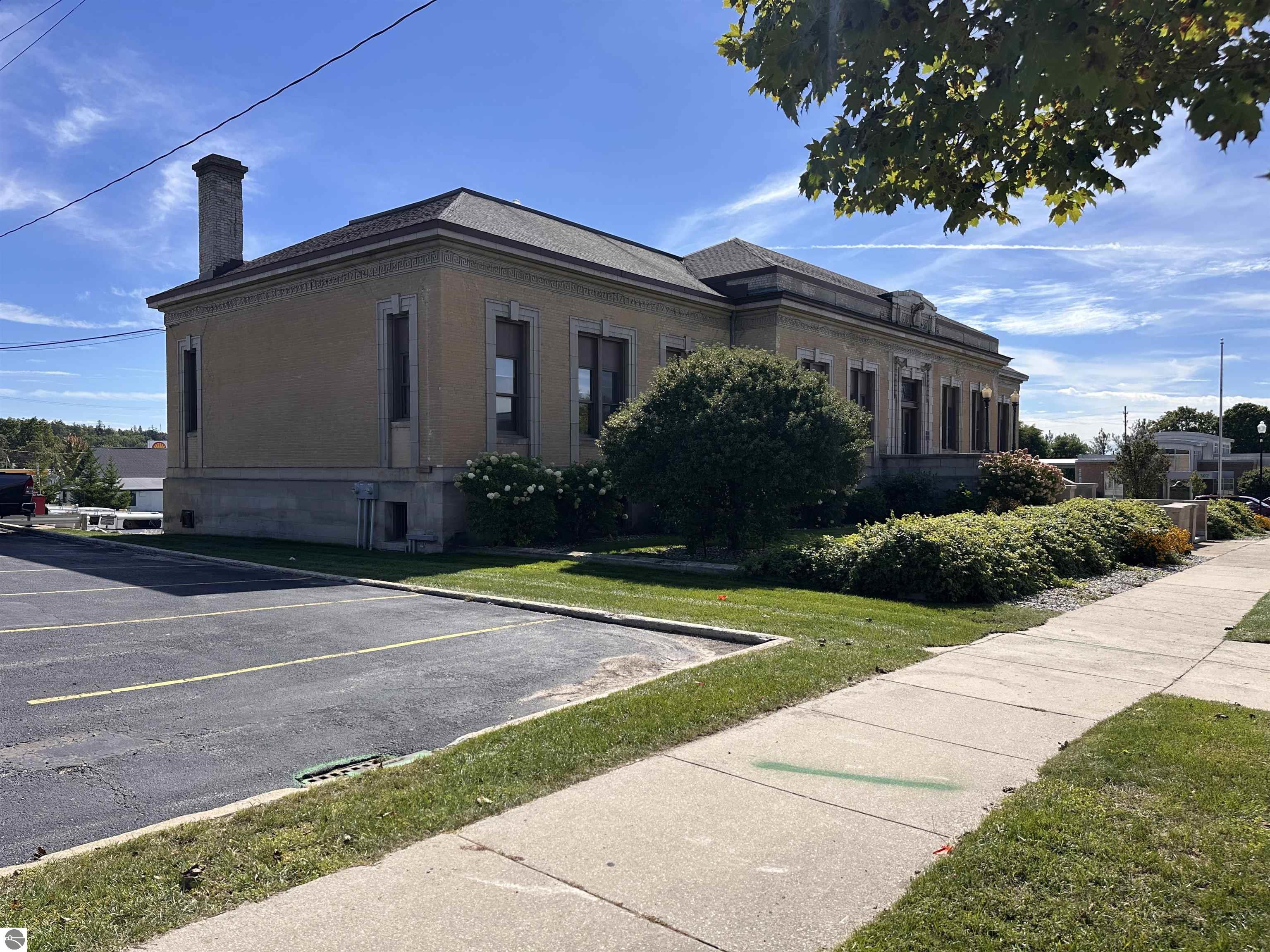 Image 12