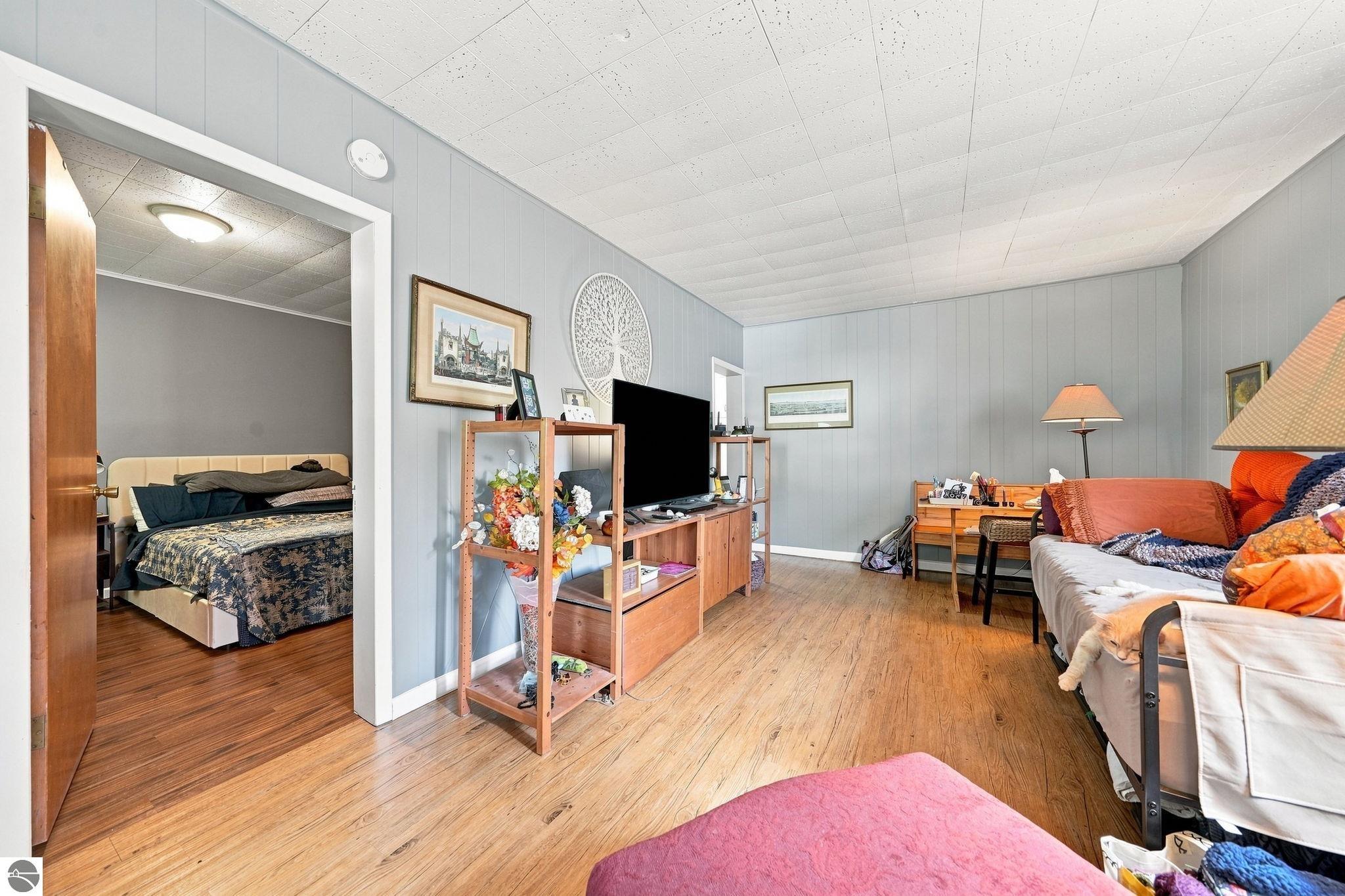 Image 8