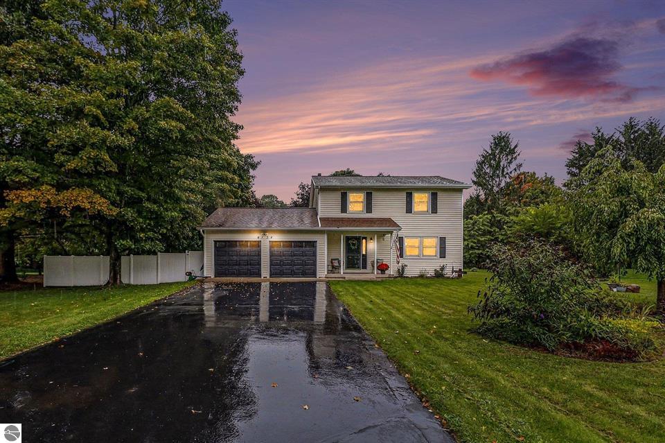 8124 S Shoreside Drive on West Bay
