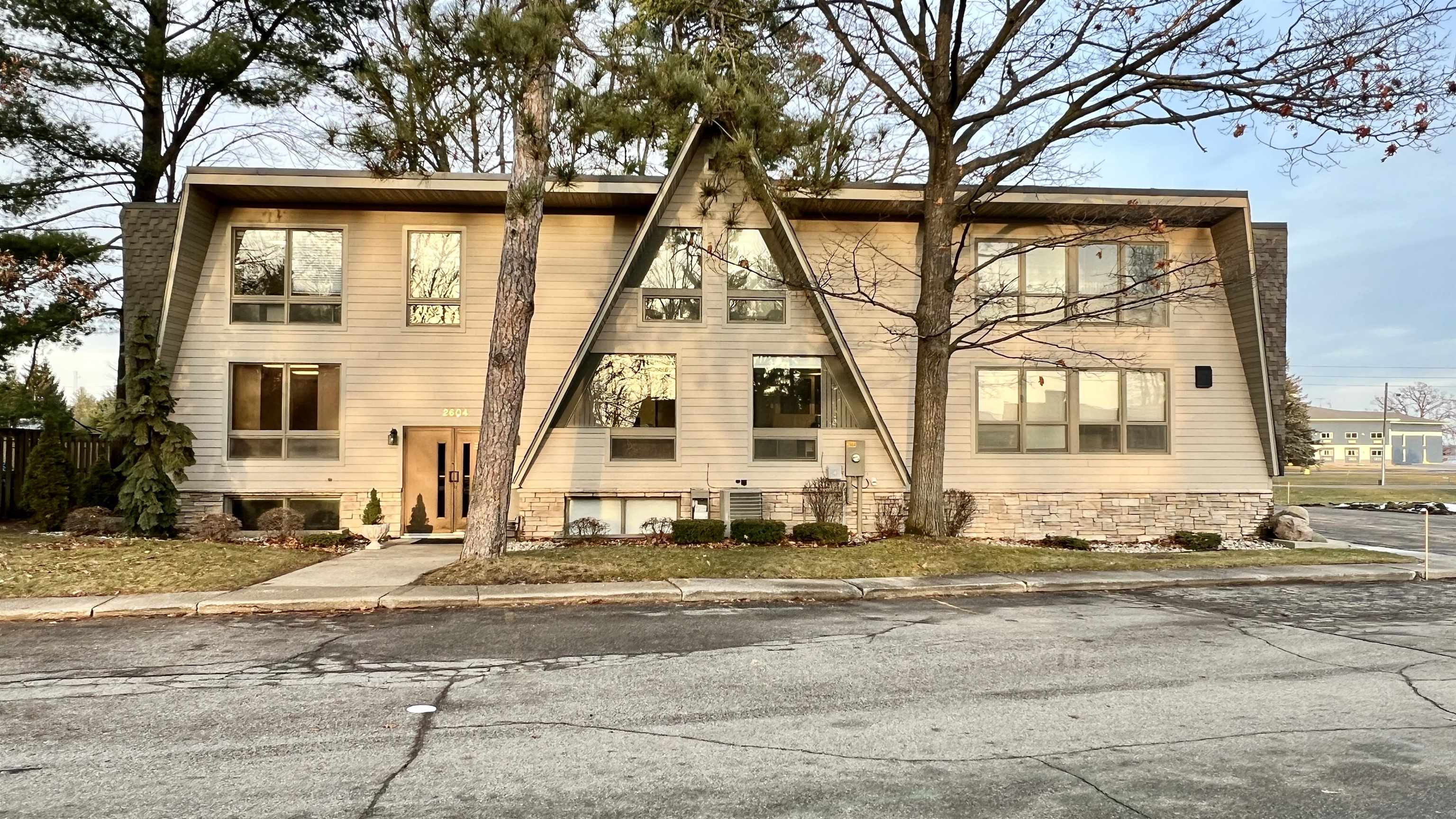 323 W Superior Street, Alma, MI, 48801