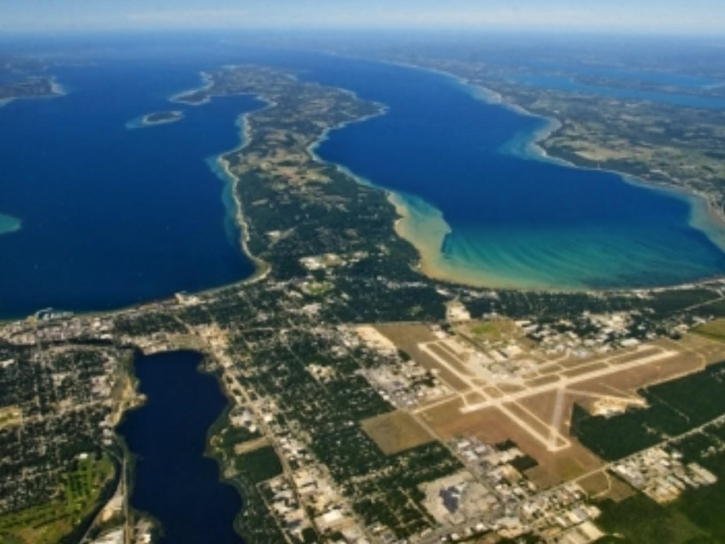 19279 St. Johns Road, Interlochen, MI, 49643