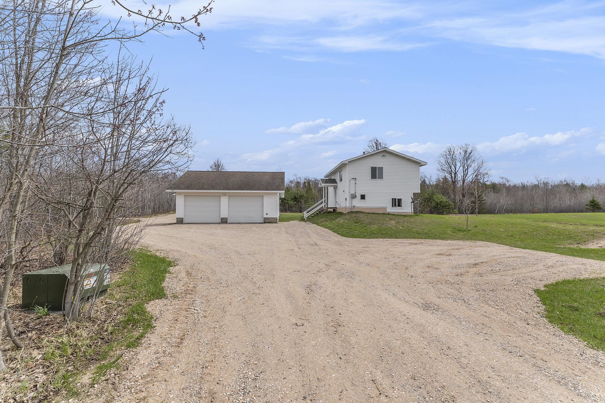 19279 St. Johns Road, Interlochen, MI, 49643