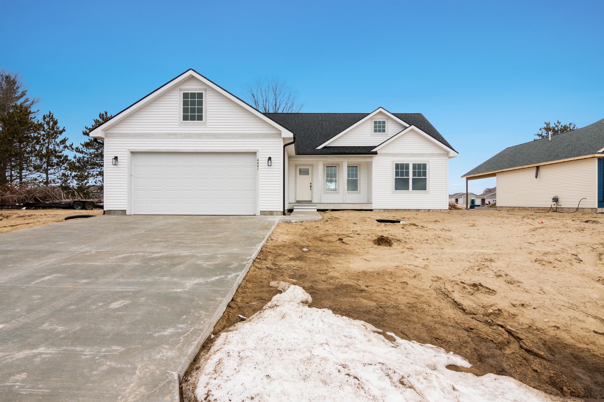 Traverse City, MI, 49685