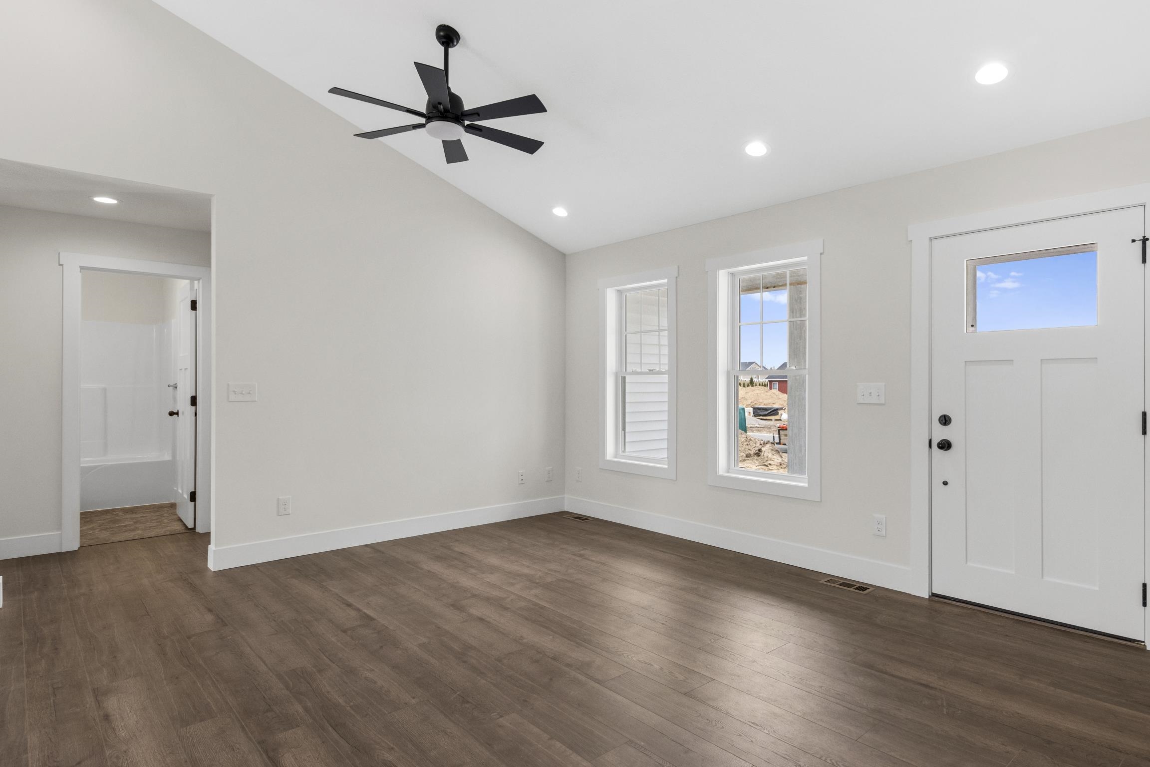 Traverse City, MI, 49685