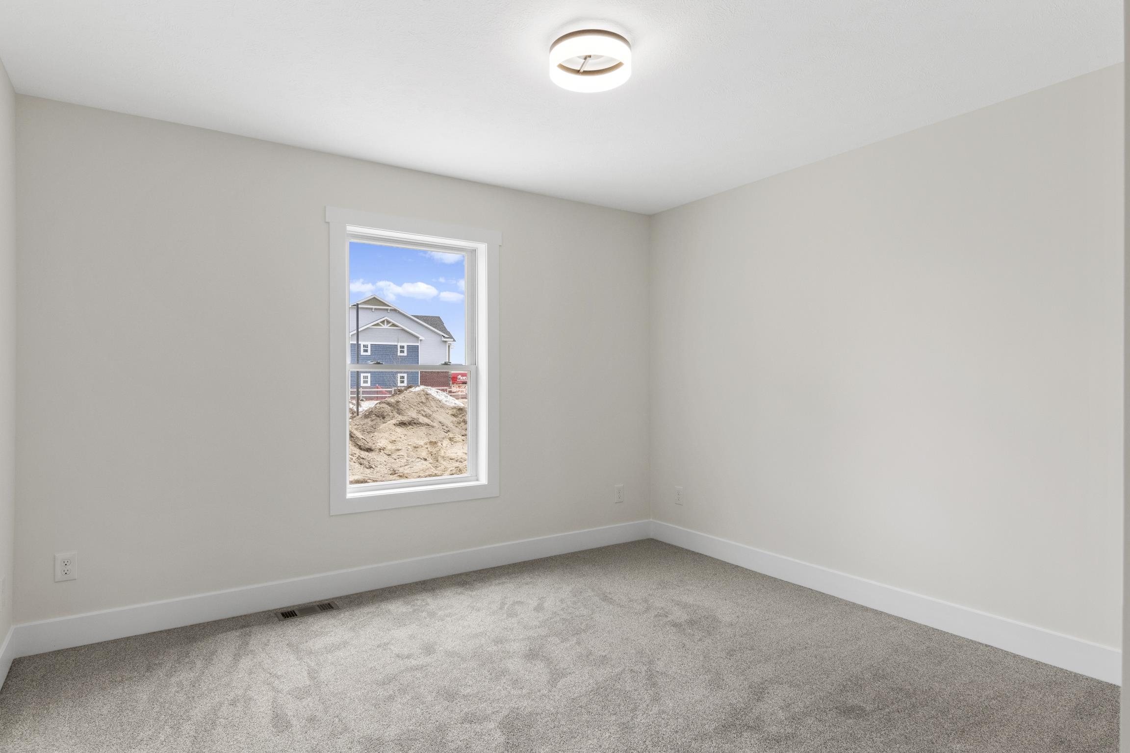 Traverse City, MI, 49685