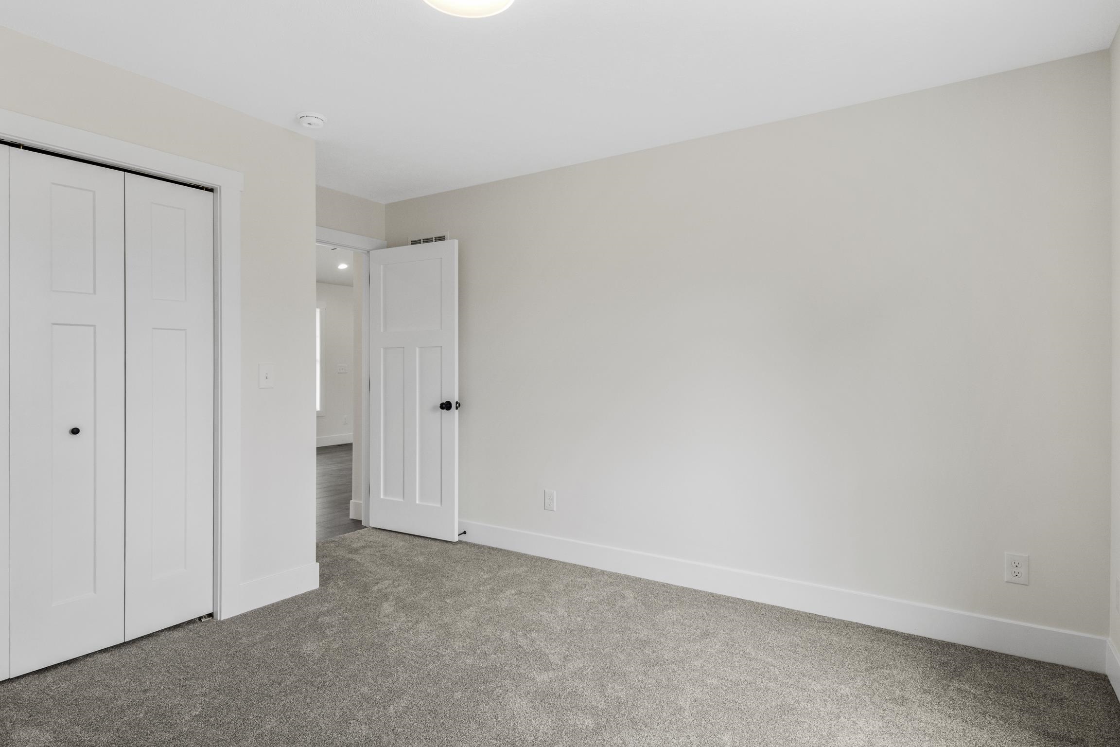 Traverse City, MI, 49685