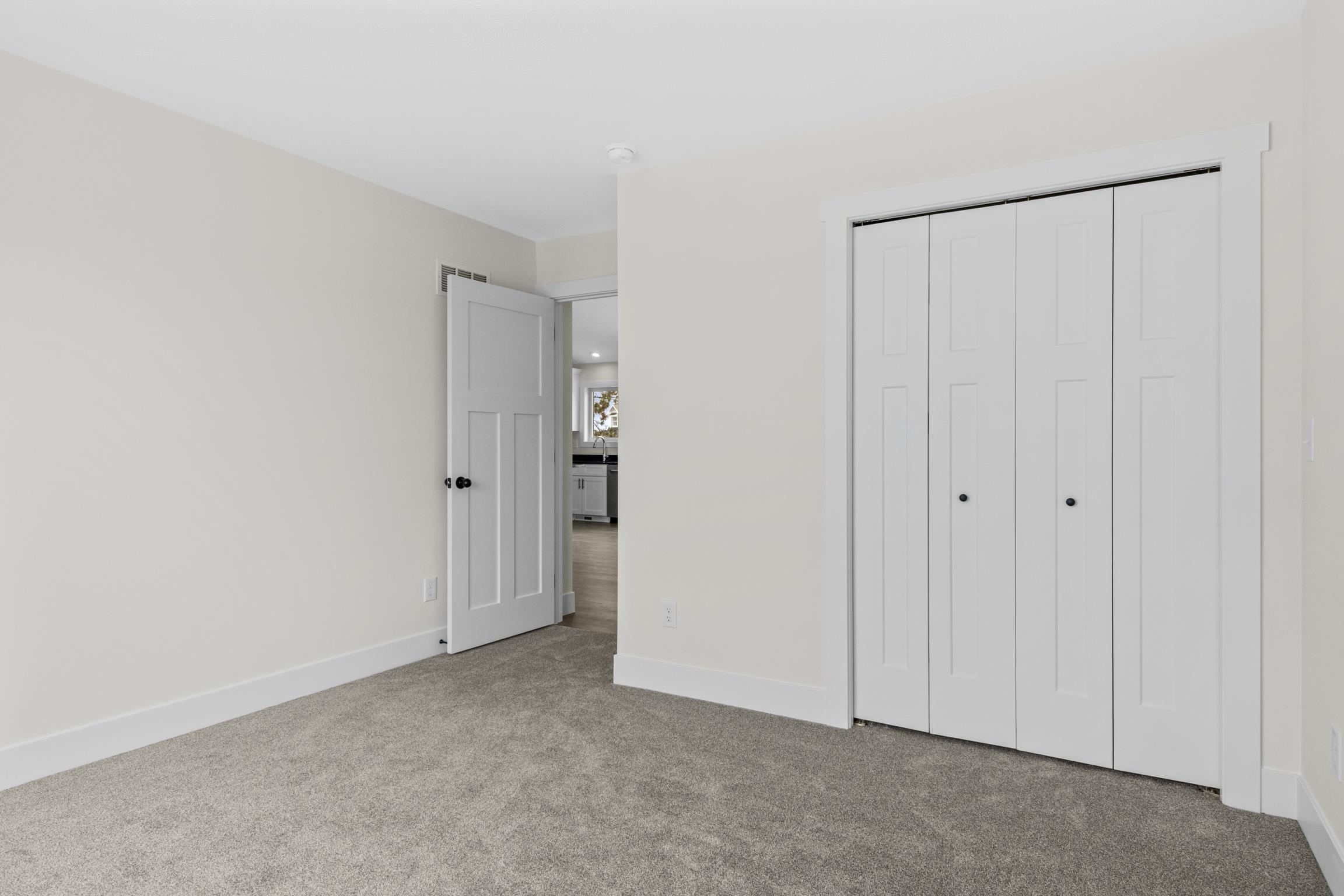 Traverse City, MI, 49685