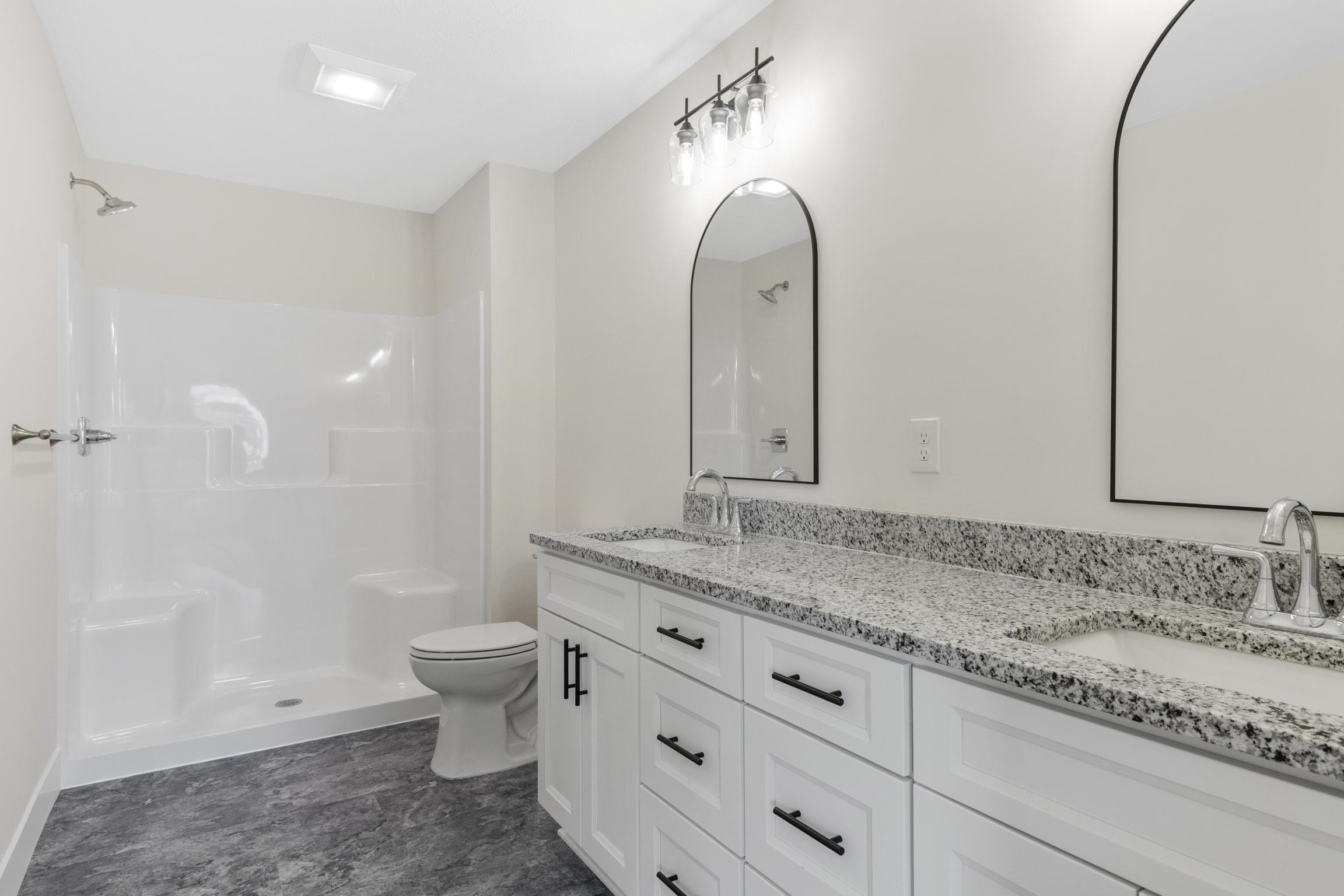 Traverse City, MI, 49685