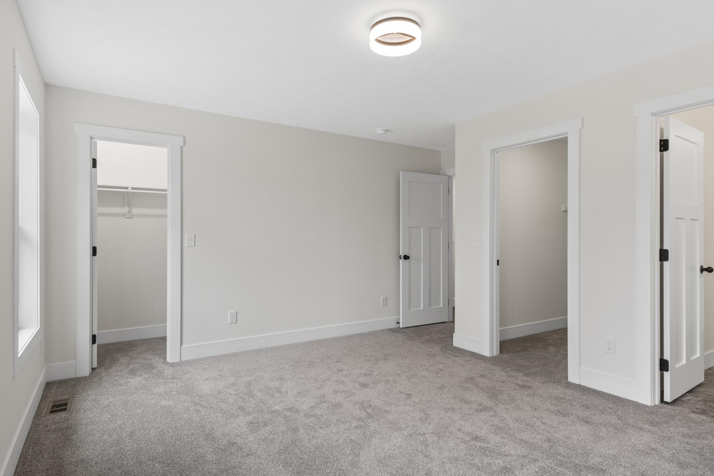 Traverse City, MI, 49685