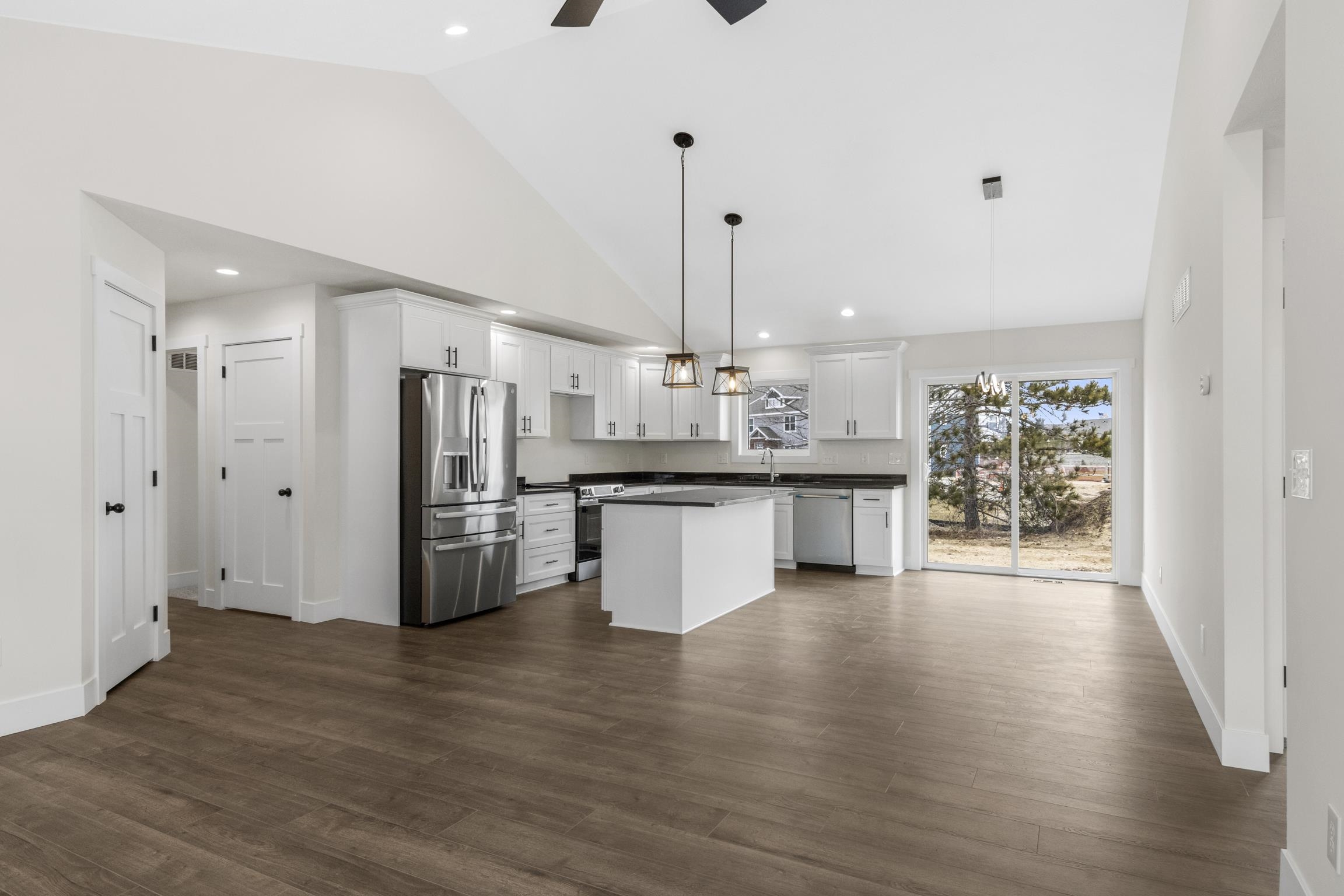 Traverse City, MI, 49685