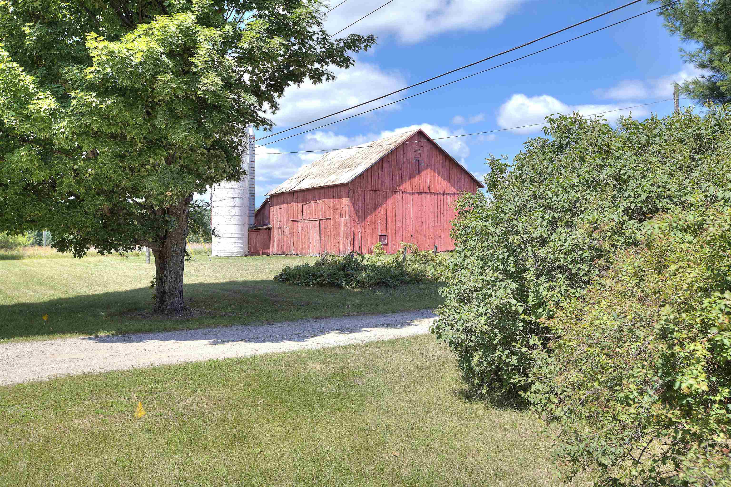 4th image of 20682 Honor Hwy, Interlochen, MI 49643 | MLS# 80059865