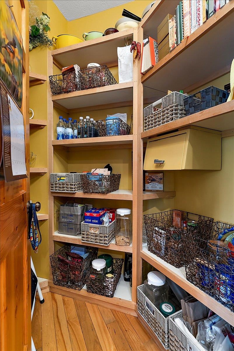 407 N Twin Pines Drive, Lake Leelanau, MI, 49653