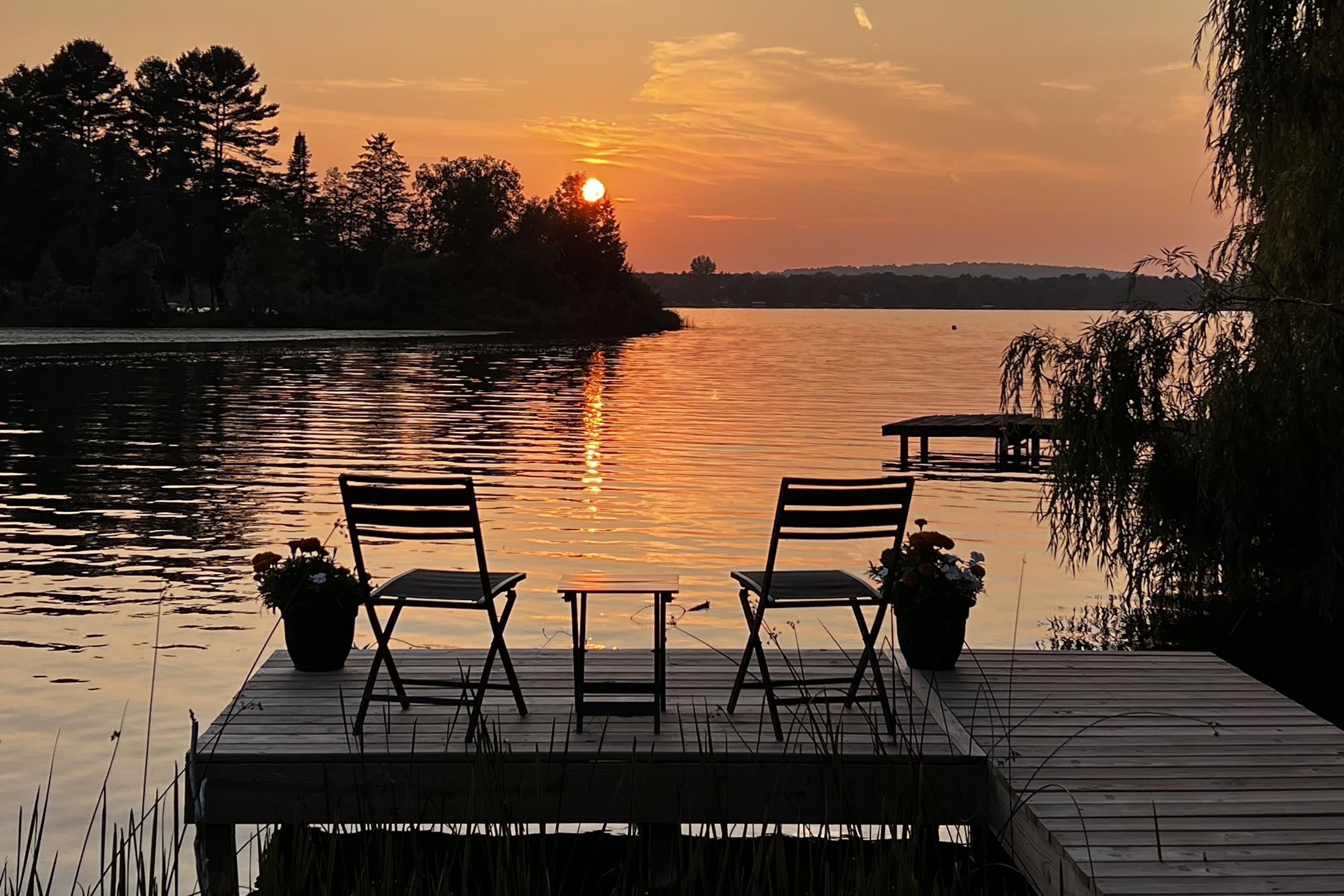 407 N Twin Pines Drive, Lake Leelanau, MI, 49653