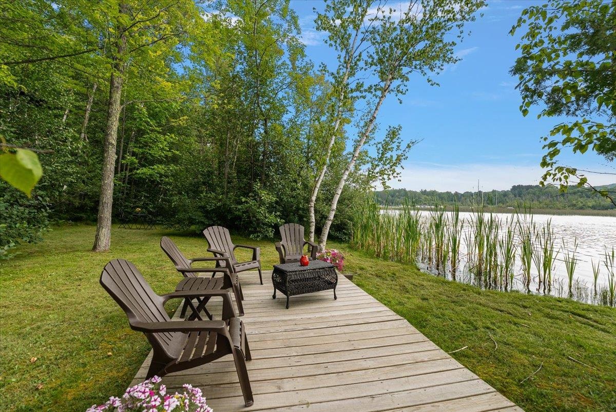 407 N Twin Pines Drive, Lake Leelanau, MI, 49653