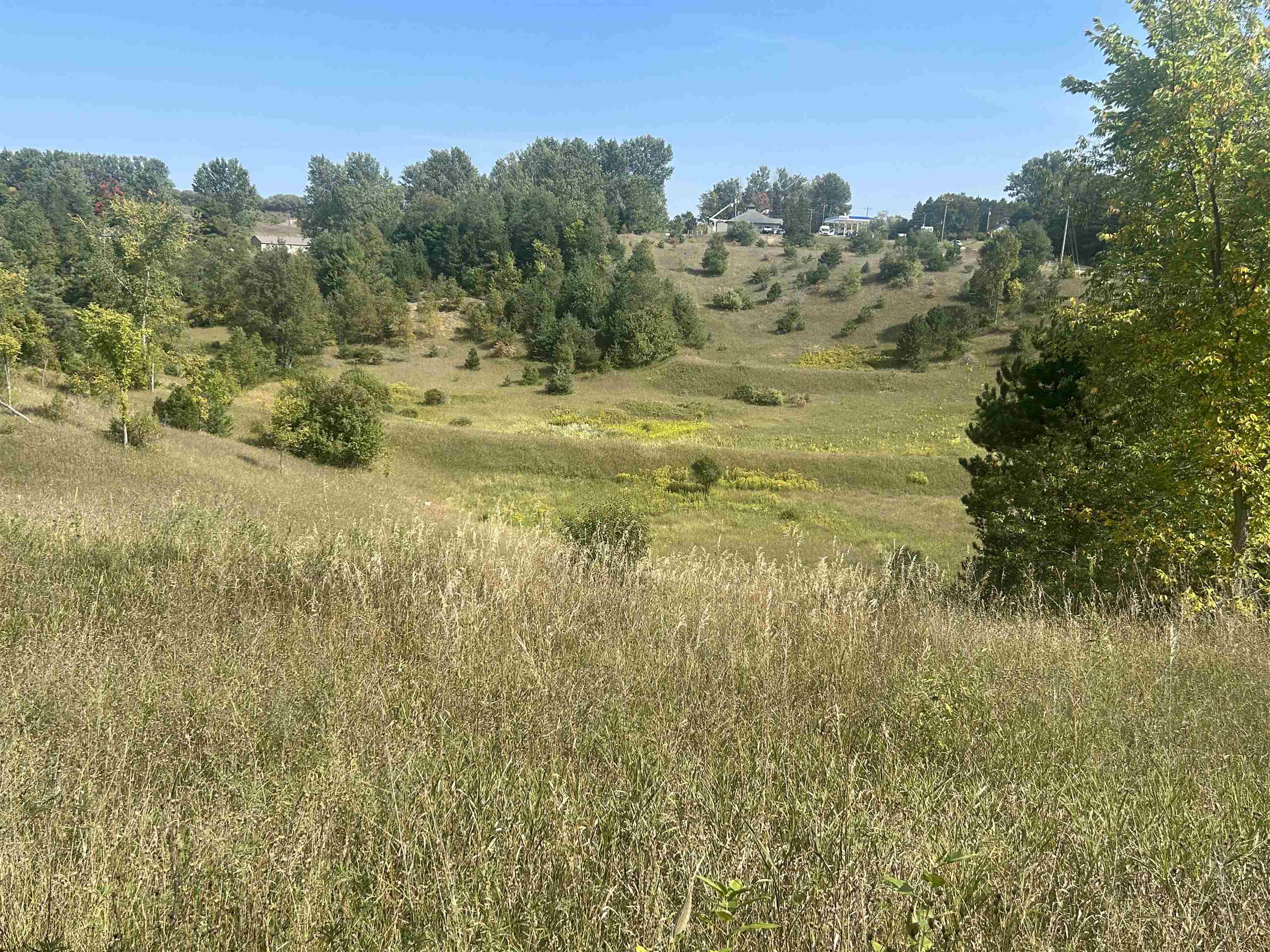 000 Solon Road photo 2