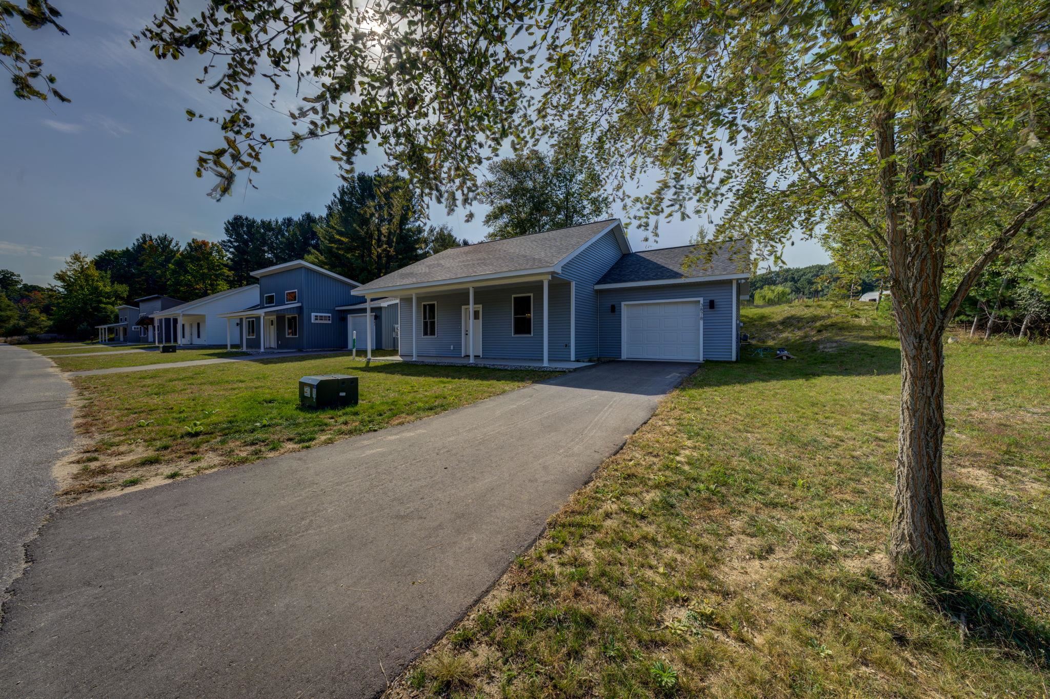 Photo 2 of Single family home for sale at 3878 Falling Leaf Trl, Traverse City, MI 49686 | MLS# 78080062710 | Listing updated on 2026-09-14