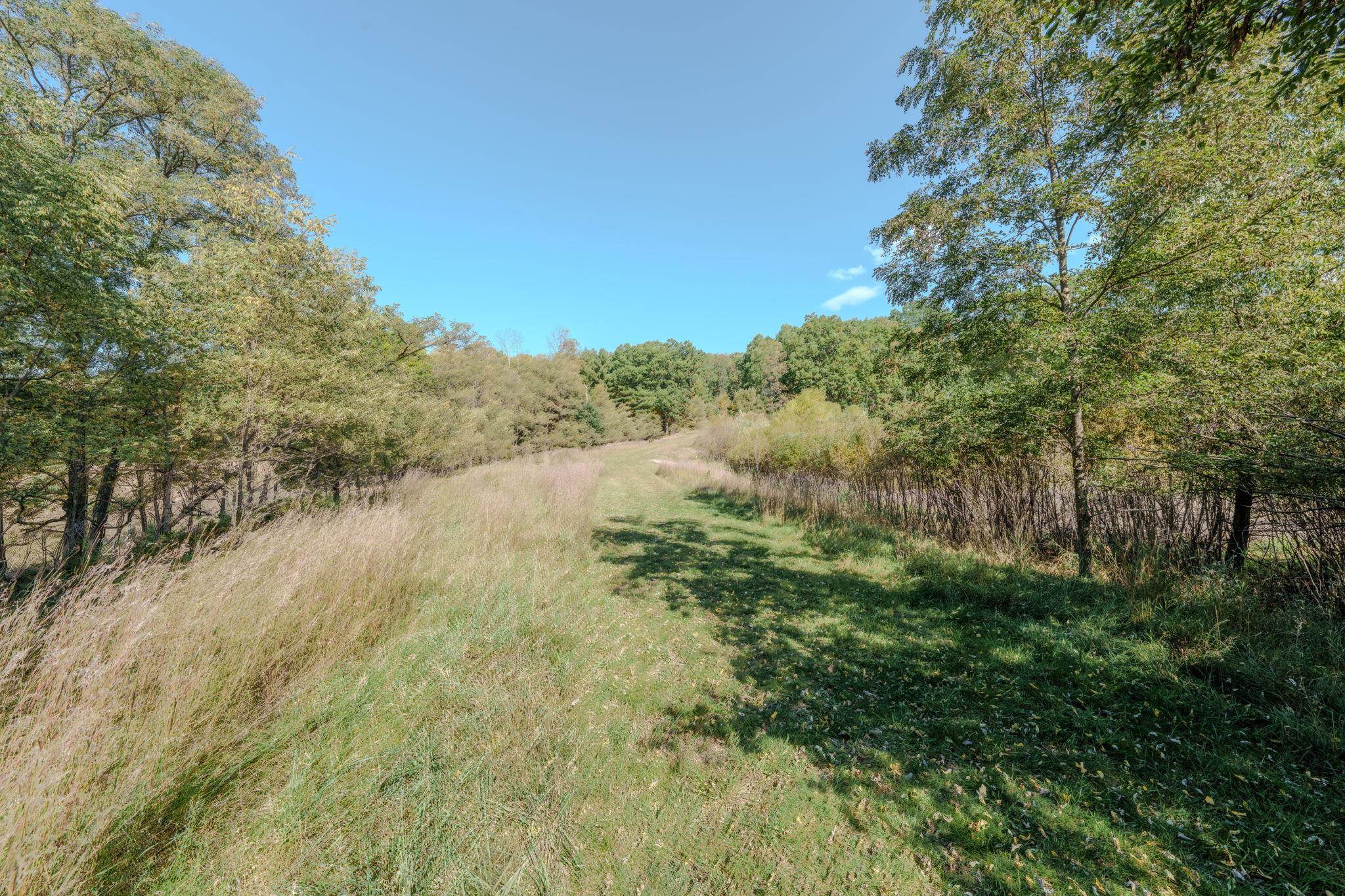 Photo 3 of Single family home for sale at 3878 Falling Leaf Trl, Traverse City, MI 49686 | MLS# 78080062710 | Listing updated on 2026-09-14