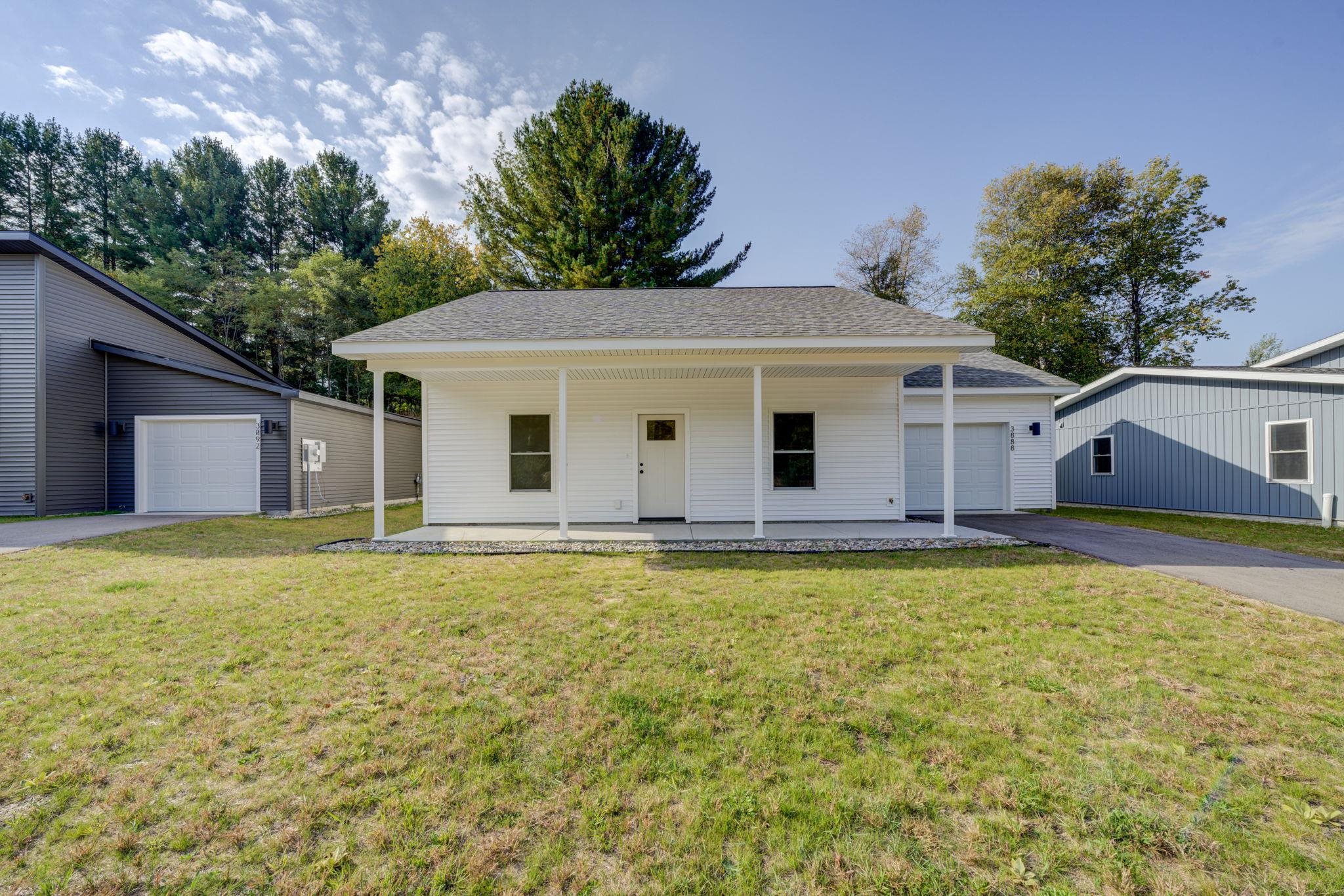 Photo 1 of Single family home for sale at 3888 Falling Leaf Trl, Traverse City, MI 49686 | MLS# 78080062716 | Listing updated on 2026-09-14