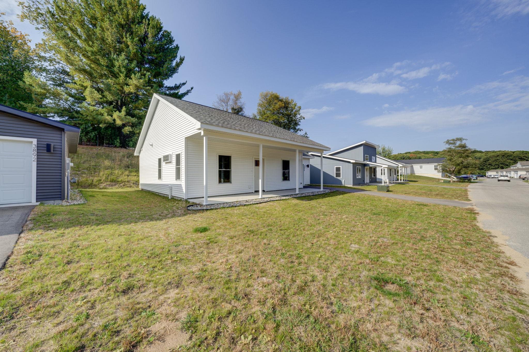 Photo 3 of Single family home for sale at 3888 Falling Leaf Trl, Traverse City, MI 49686 | MLS# 78080062716 | Listing updated on 2026-09-14
