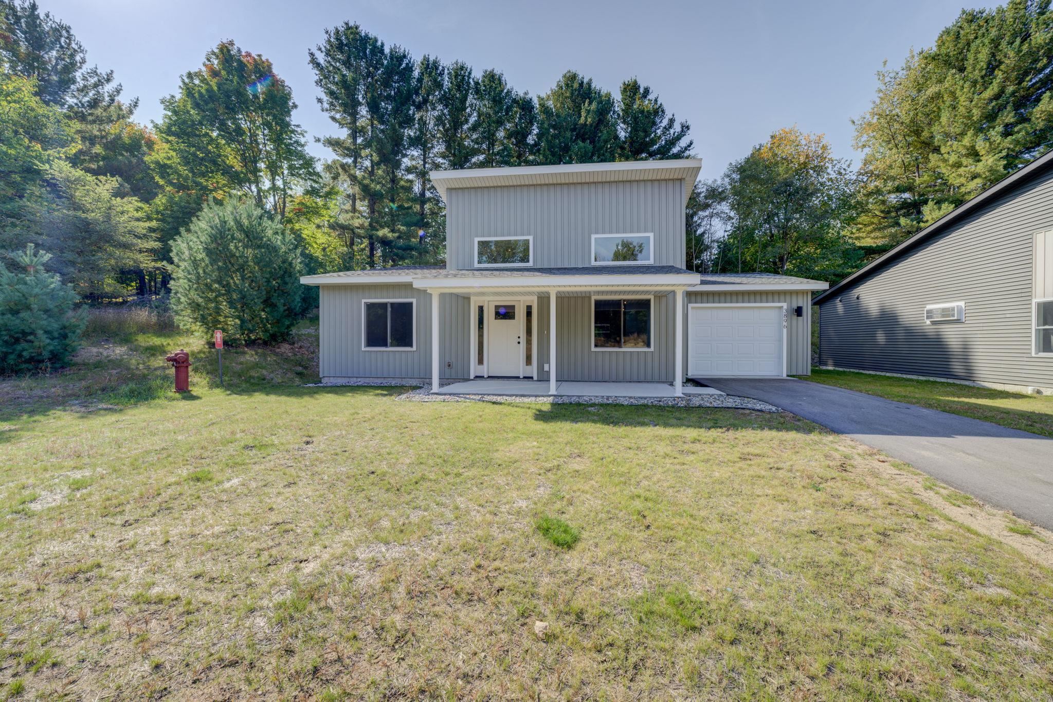 Photo 1 of Single family home for sale at 3896 Falling Leaf Trl, Traverse City, MI 49686 | MLS# 78080062743 | Listing updated on 2026-09-14