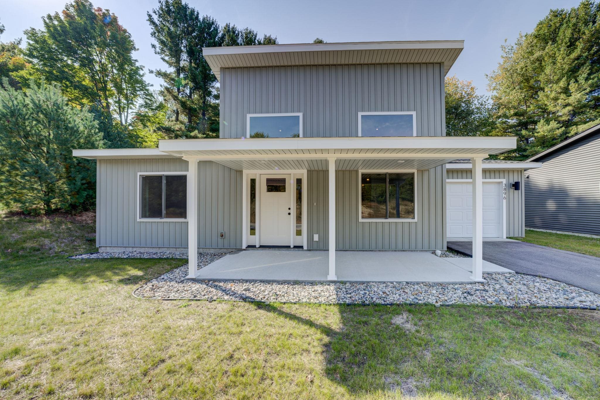 Photo 2 of Single family home for sale at 3896 Falling Leaf Trl, Traverse City, MI 49686 | MLS# 78080062743 | Listing updated on 2026-09-14