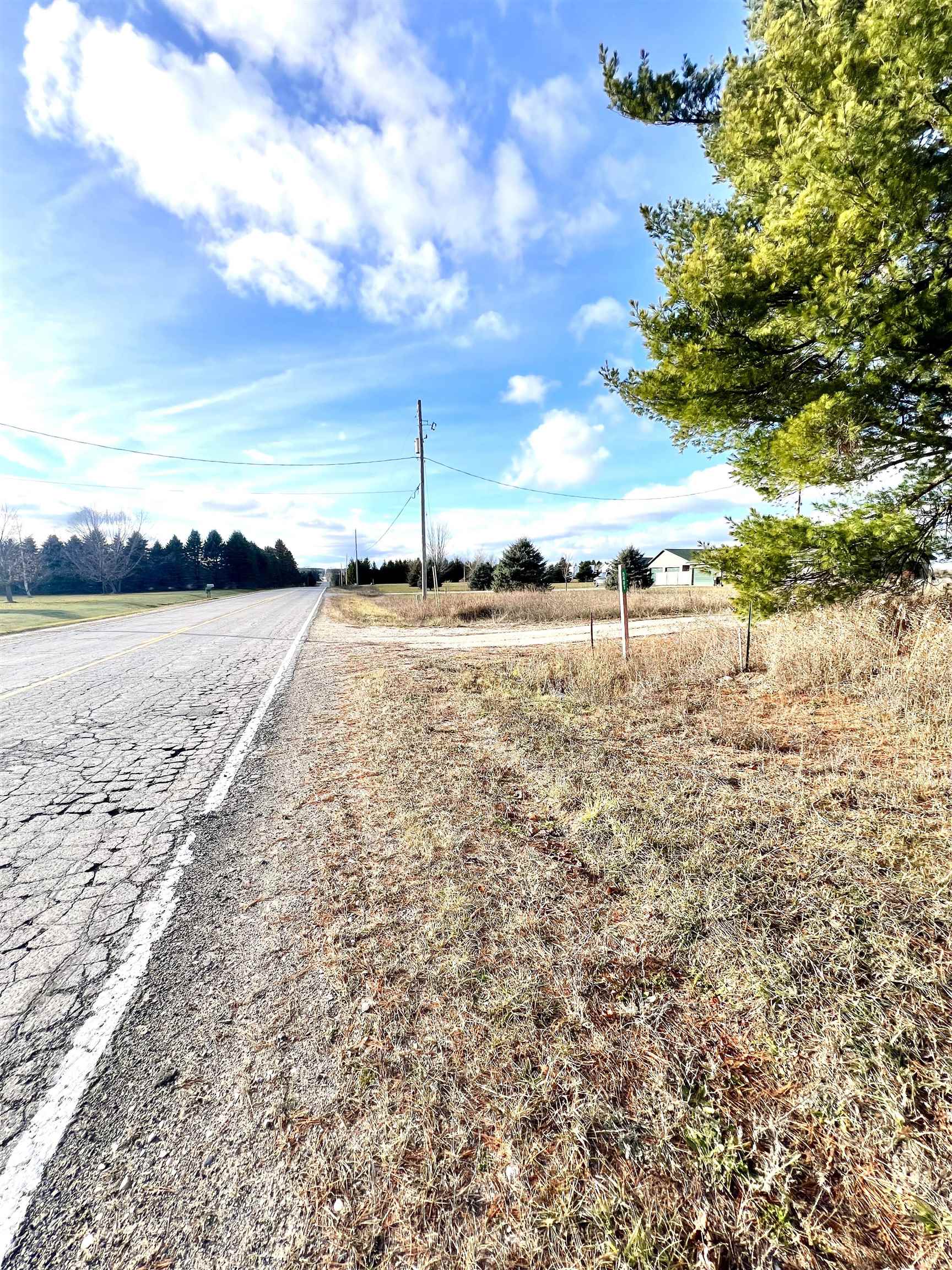 5th image of 5487 Sparling Rd, Paradise Township Grand Traverse, MI 49649 | MLS# 78080063912