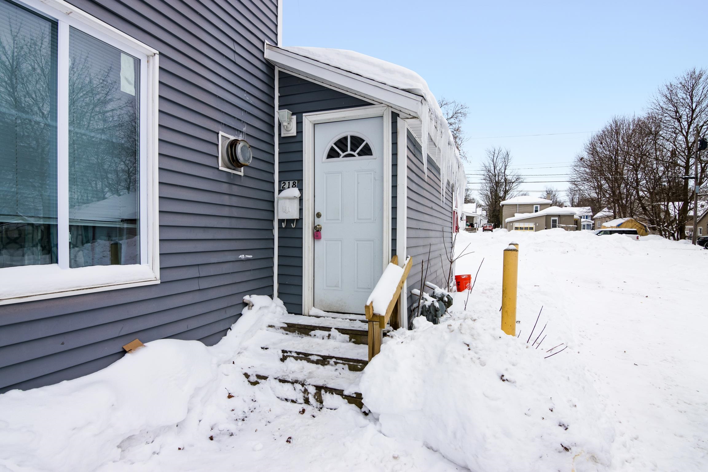 Homes for sale in Clam Lake Township Wexford, MI | 218 E River St, Clam Lake Township Wexford, MI 49601 | MLS# 78080064266