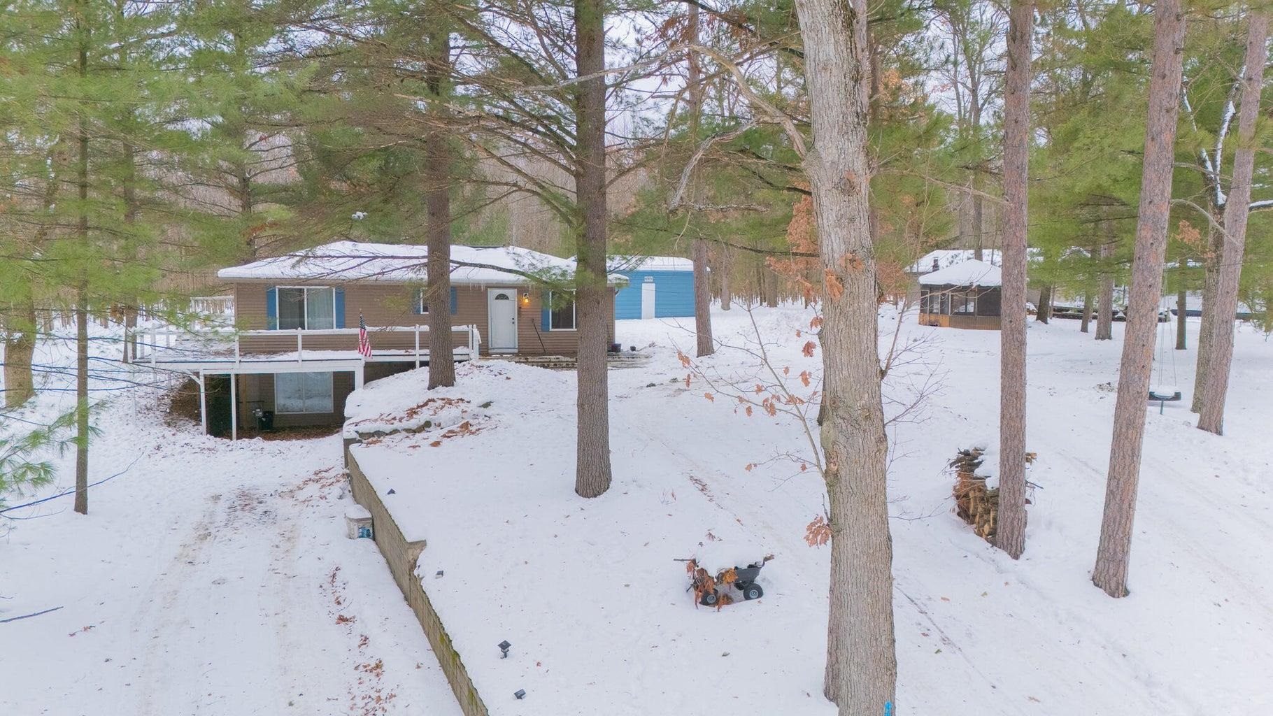 Homes for sale in Gerrish Township Roscommon, MI | 7467 E Higgins Lake Dr, Gerrish Township Roscommon, MI 48653 | MLS# 77080064299
