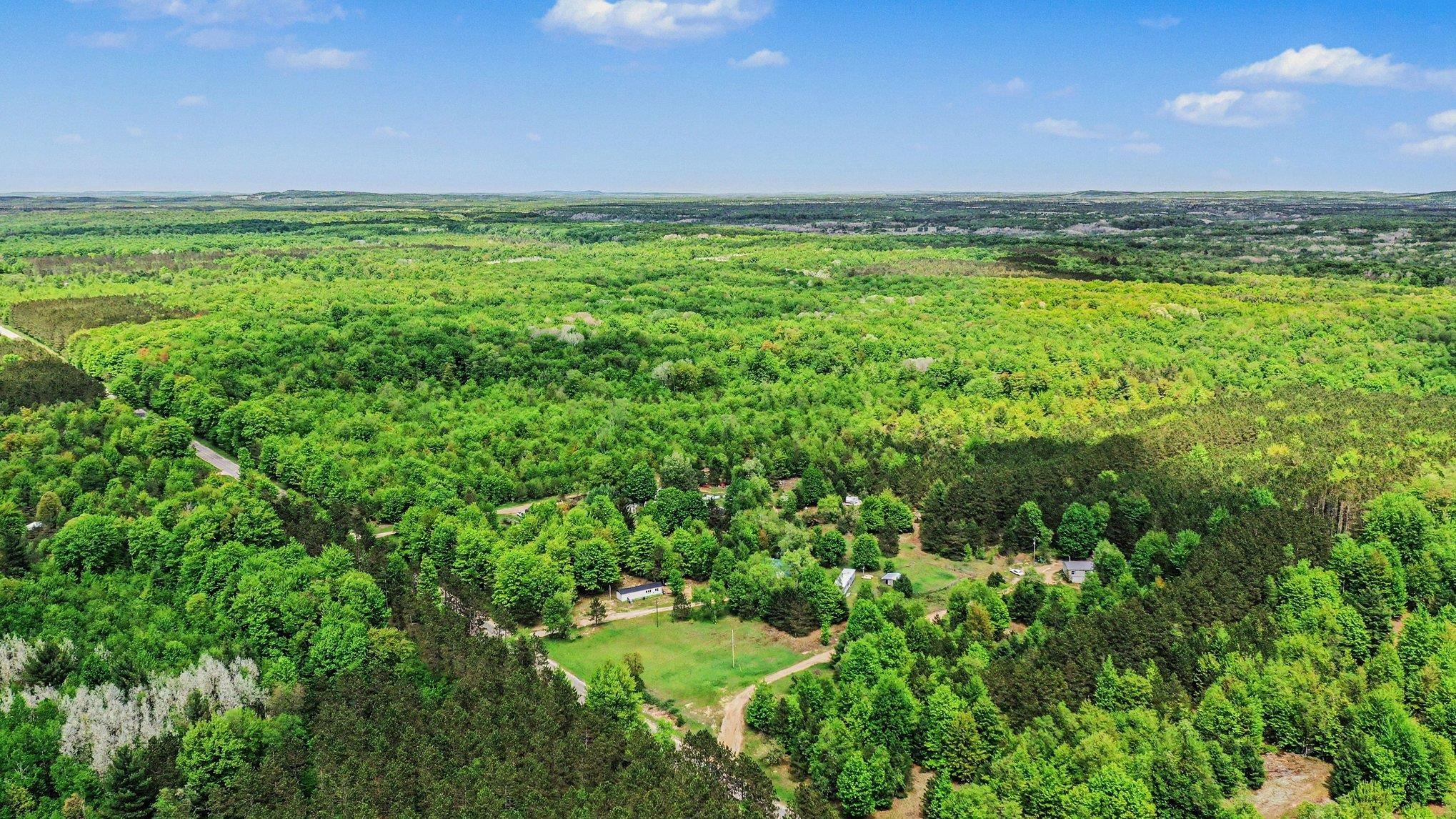 24th image of 6585 Wallaker Rd, Benzonia, MI 49616 | MLS# 78080064300