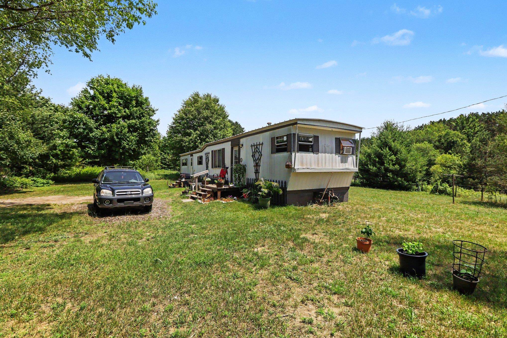 4th image of 6585 Wallaker Rd, Benzonia, MI 49616 | MLS# 78080064300
