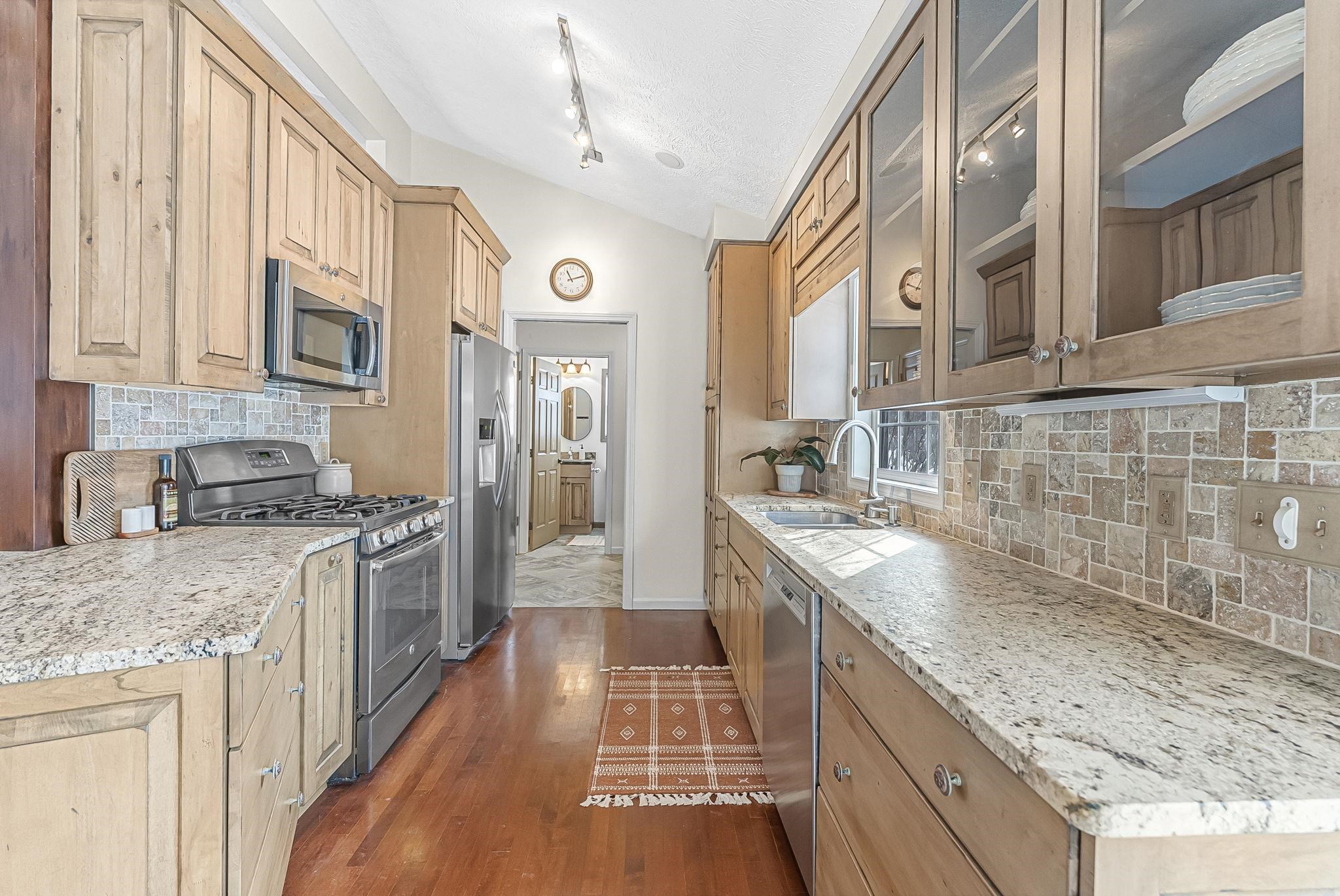 9685 Woodys Run, Traverse City, MI, 49684