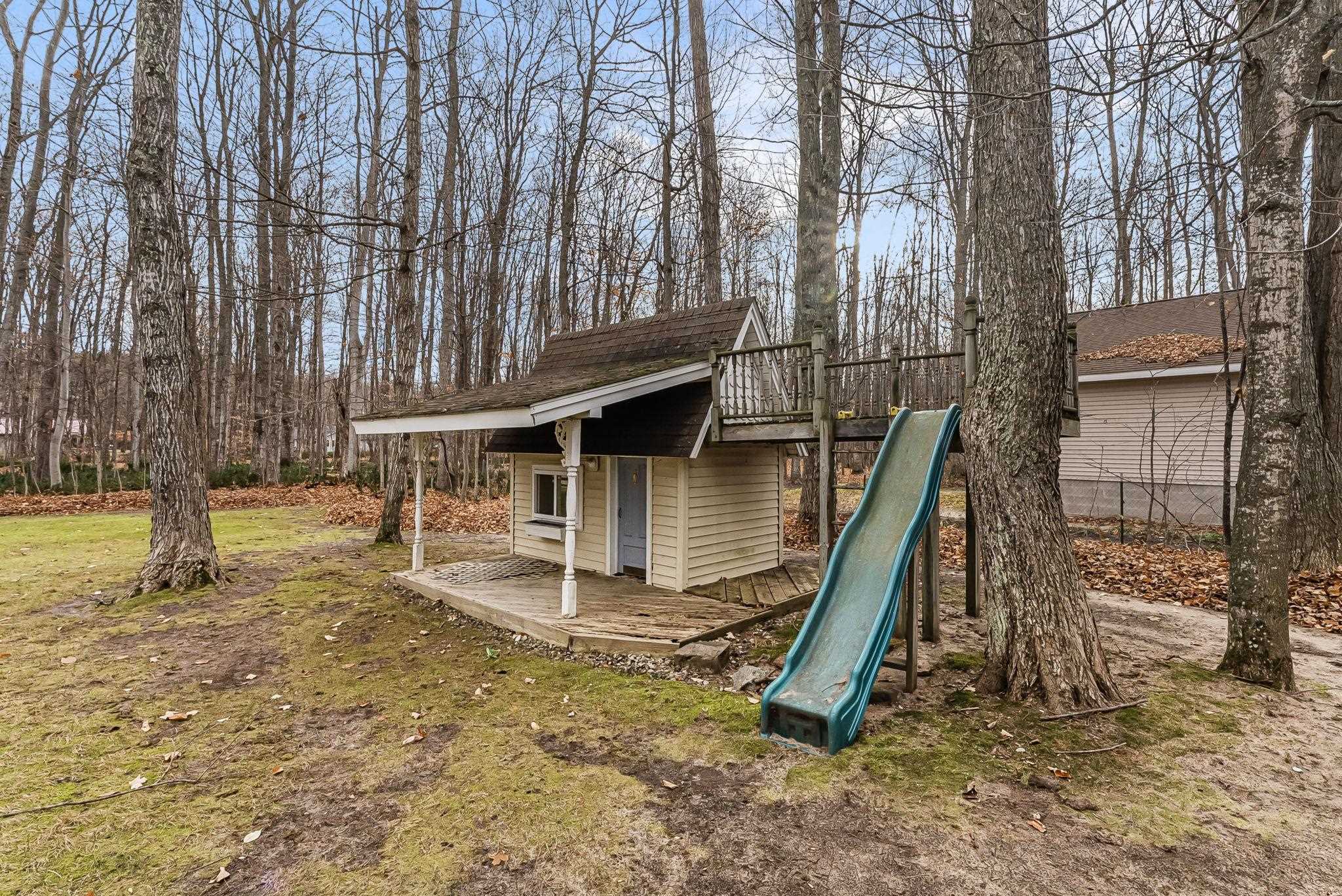 9685 Woodys Run, Traverse City, MI, 49684